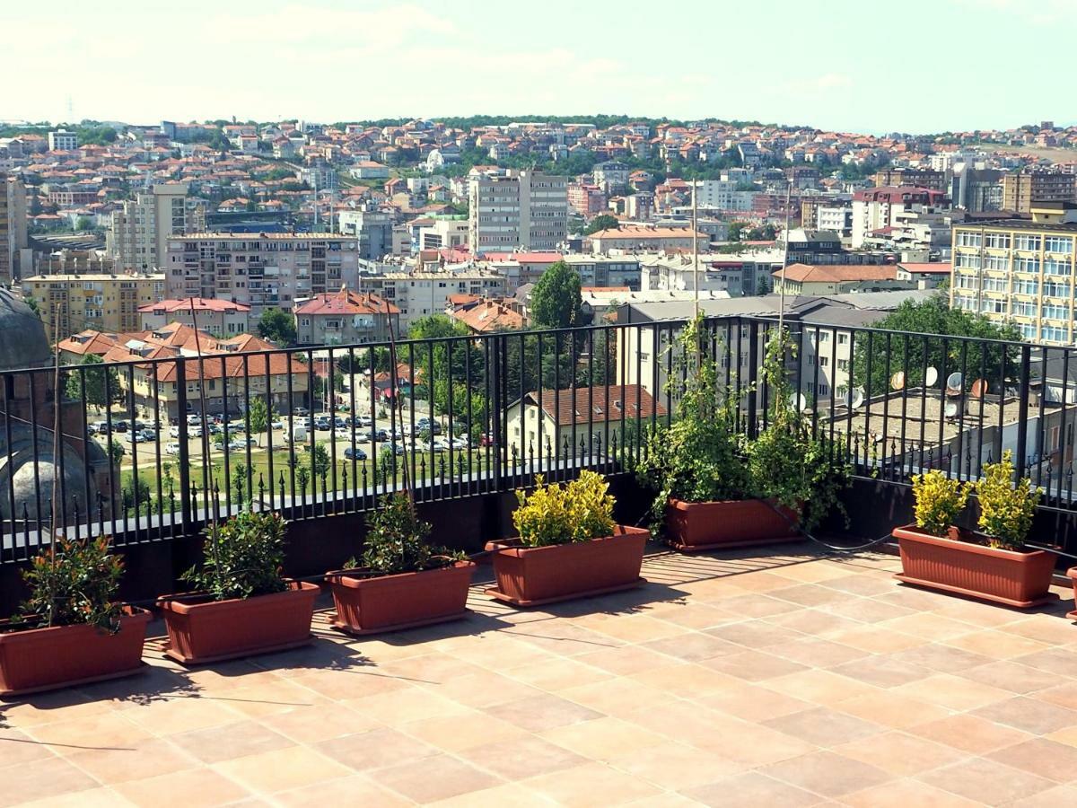 Apartments Soho Pristina Exterior photo